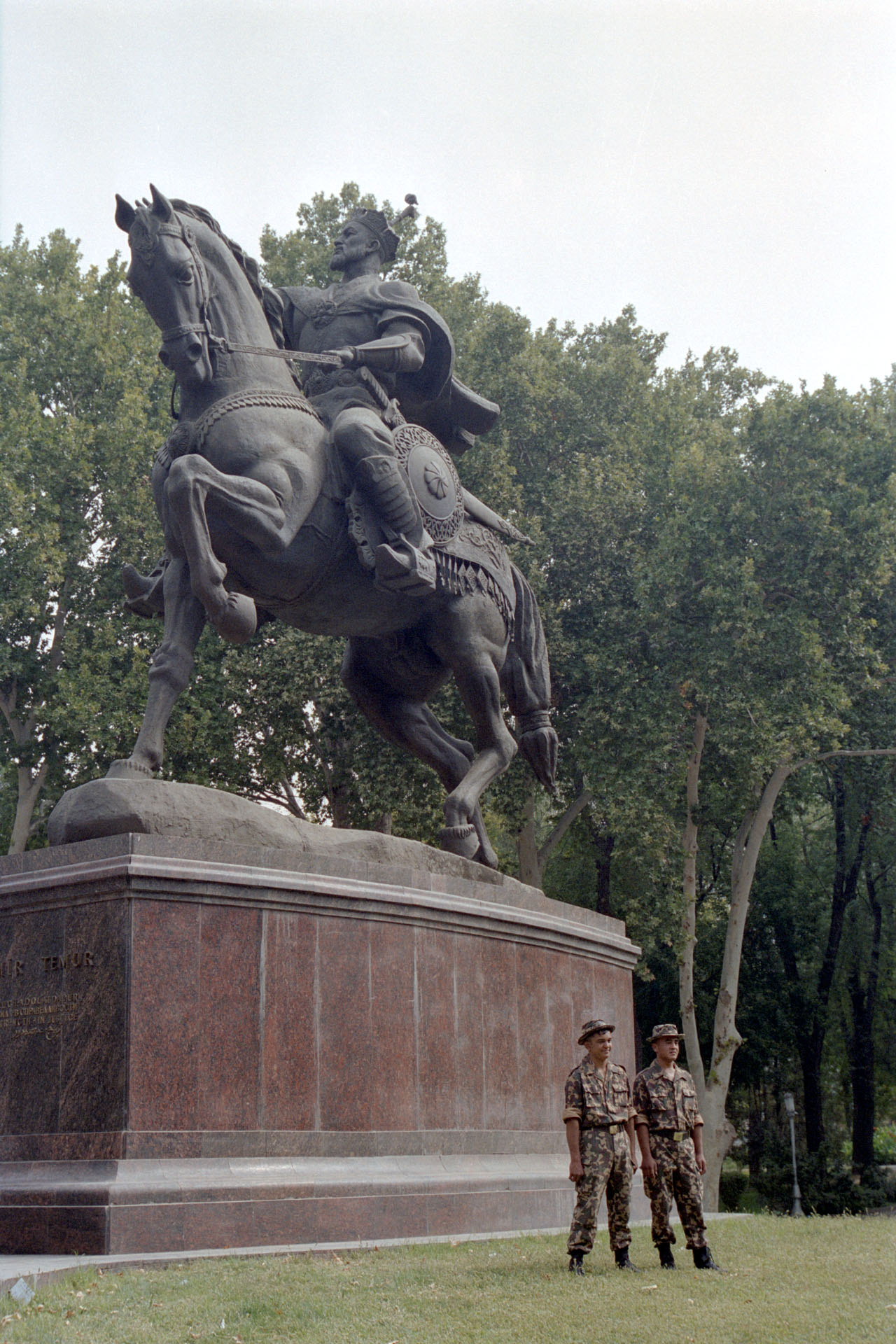 Amir Timur Square