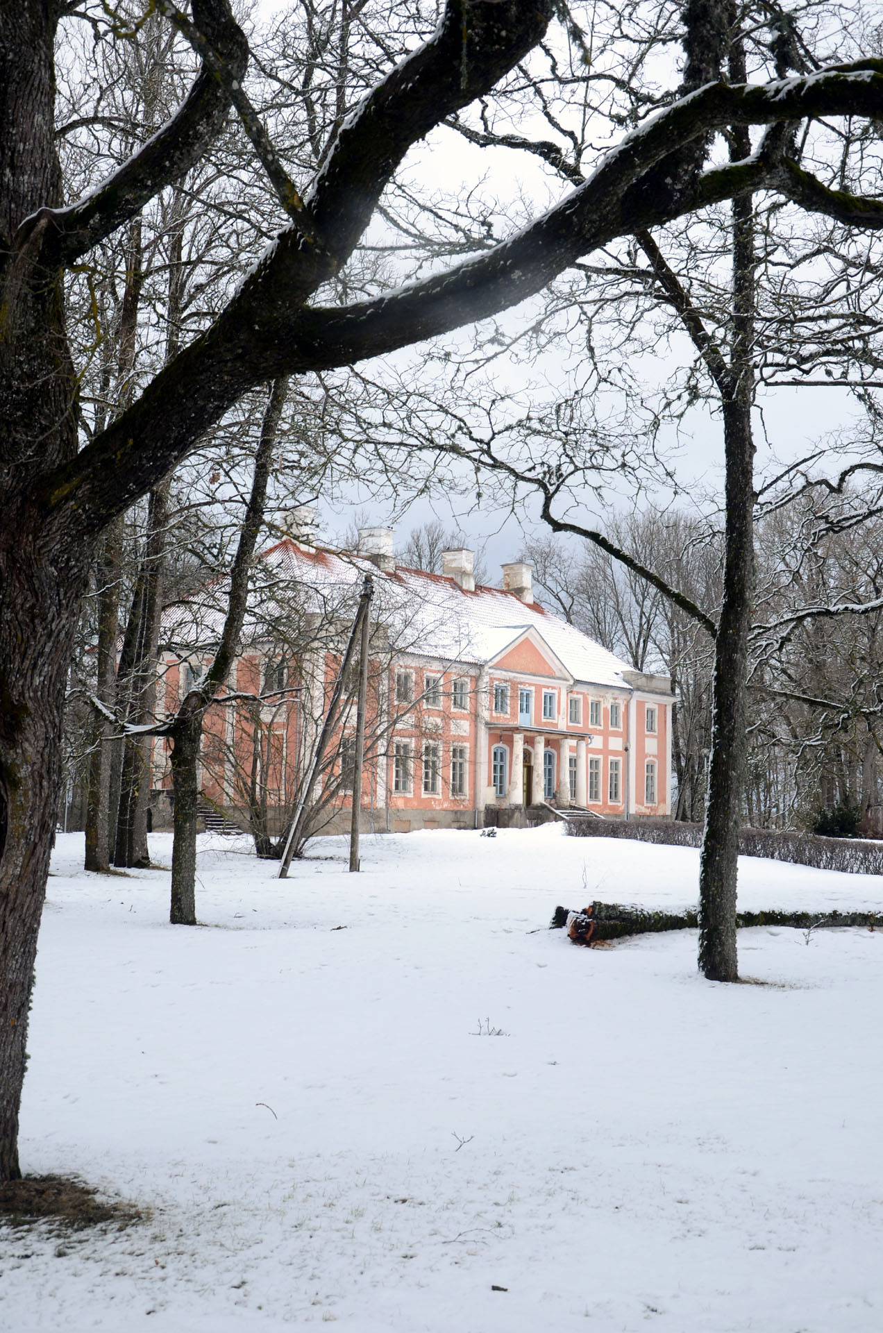 Sargvere Manor